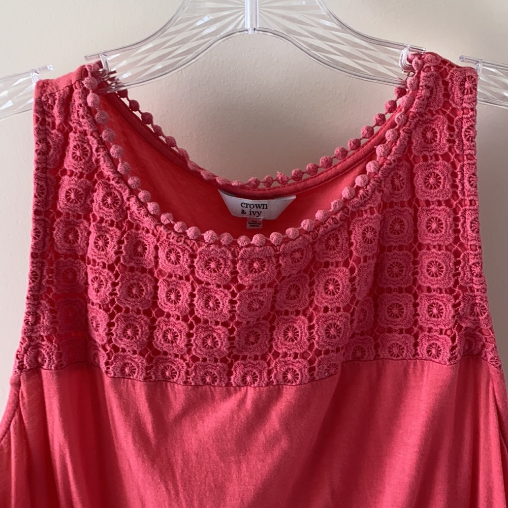 Pink Eyelet Tank - Picture 2 of 4